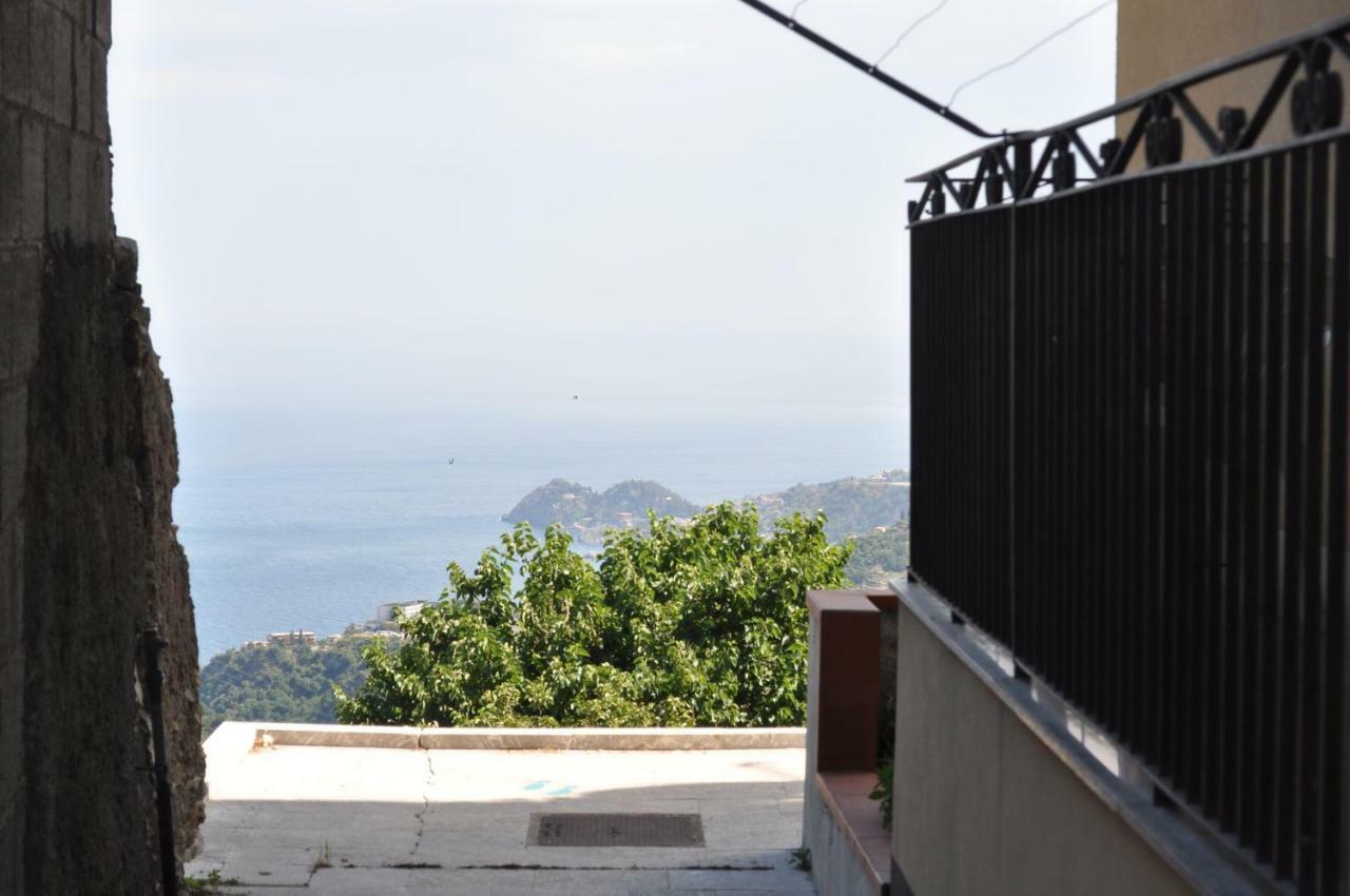 Casa Dell'Oleandro Apartman Gallodoro Kültér fotó